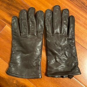 Brown leather gloves